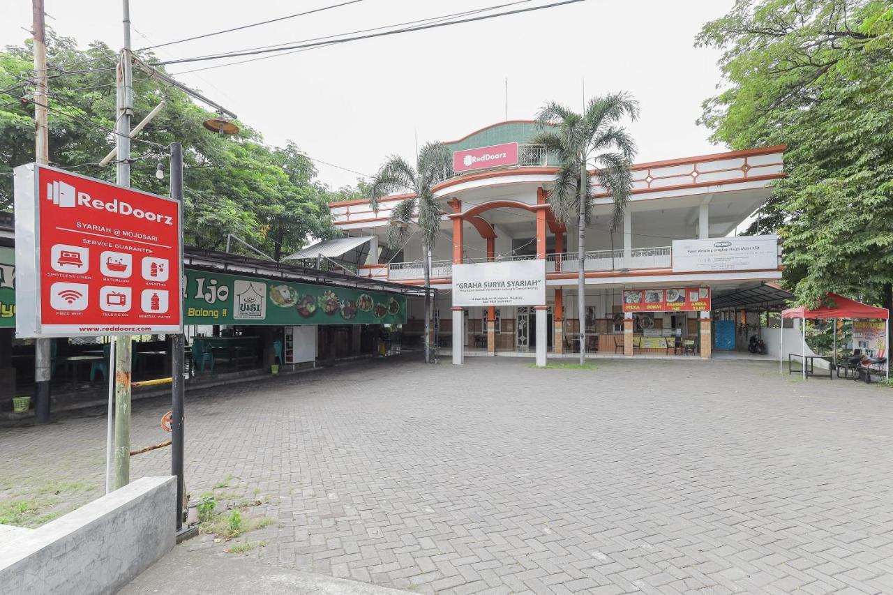 Hotel Reddoorz Syariah At Mojosari Mojokerto Exteriér fotografie