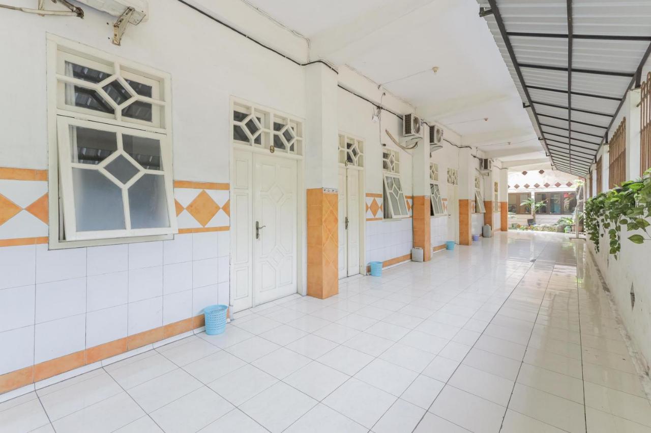 Hotel Reddoorz Syariah At Mojosari Mojokerto Exteriér fotografie